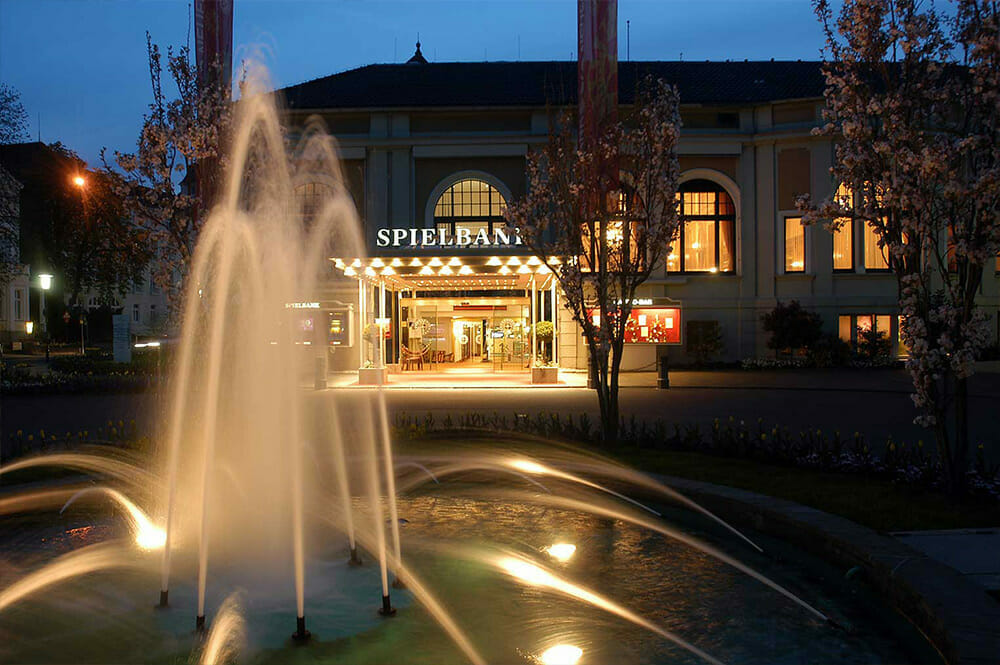 Spielbank Bad Neuenahr bei Nacht